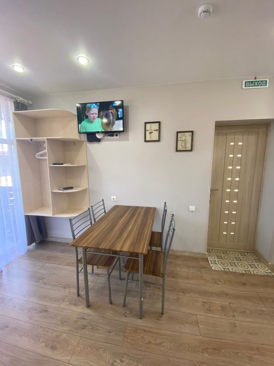 Апартаменты (Апартаменты № 5), Гостиница Сосна