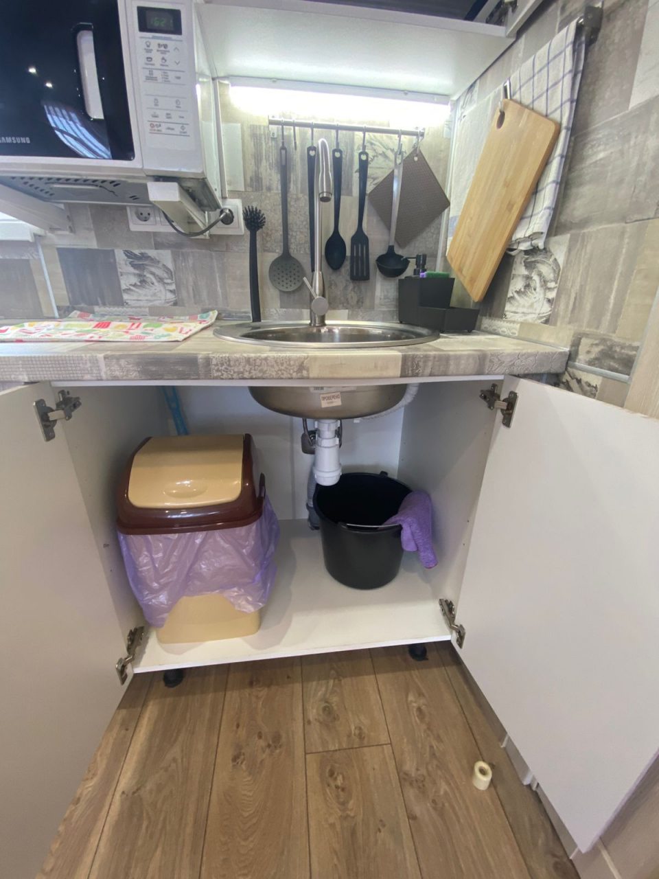 Апартаменты (Апартаменты № 5), Гостиница Сосна