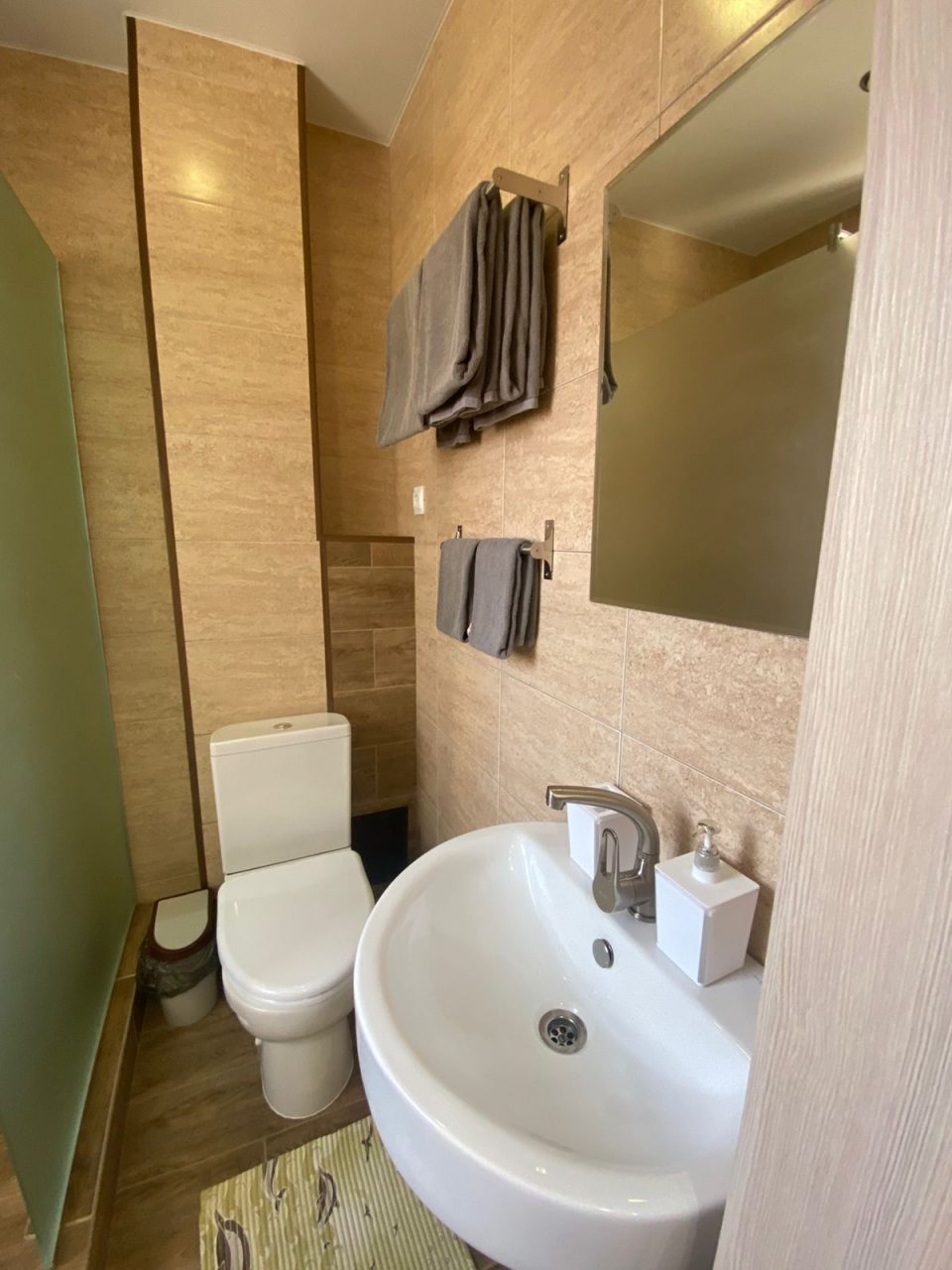 Апартаменты (Апартаменты № 5), Гостиница Сосна