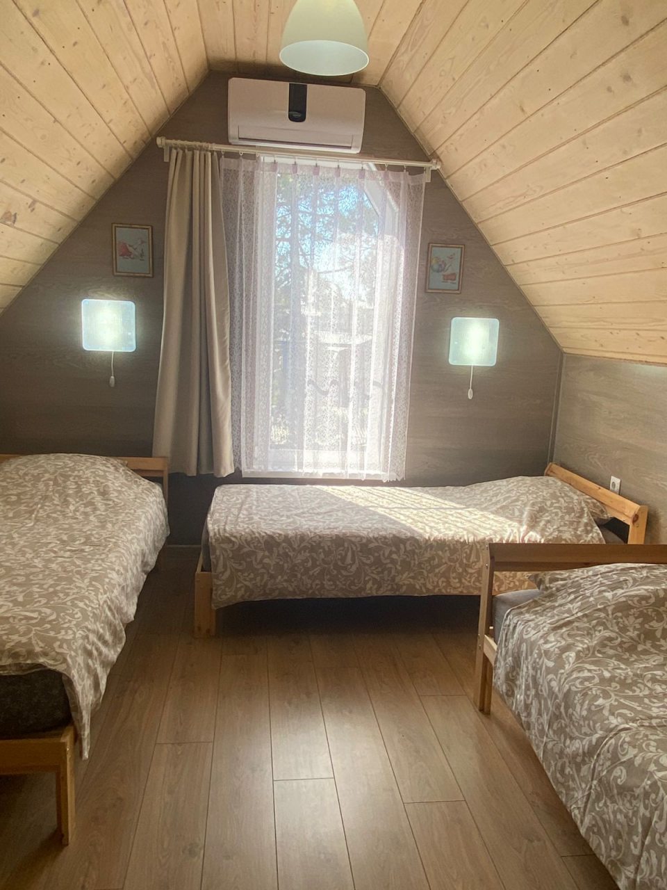 Апартаменты (Апартаменты № 5), Гостиница Сосна