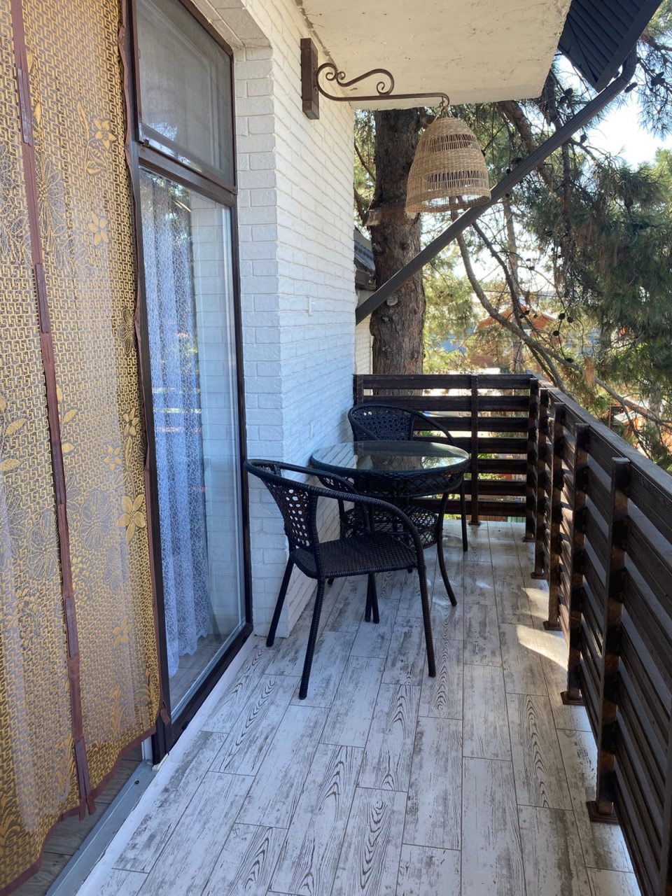 Апартаменты (Апартаменты № 5), Гостиница Сосна