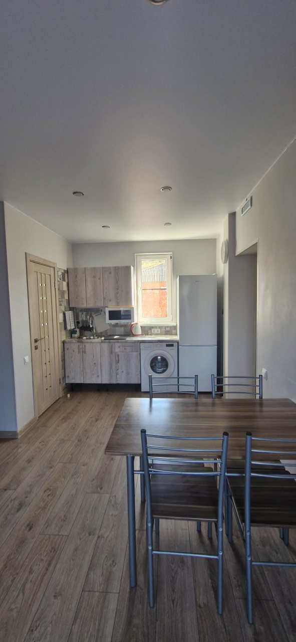 Апартаменты (Апартаменты № 6), Гостиница Сосна