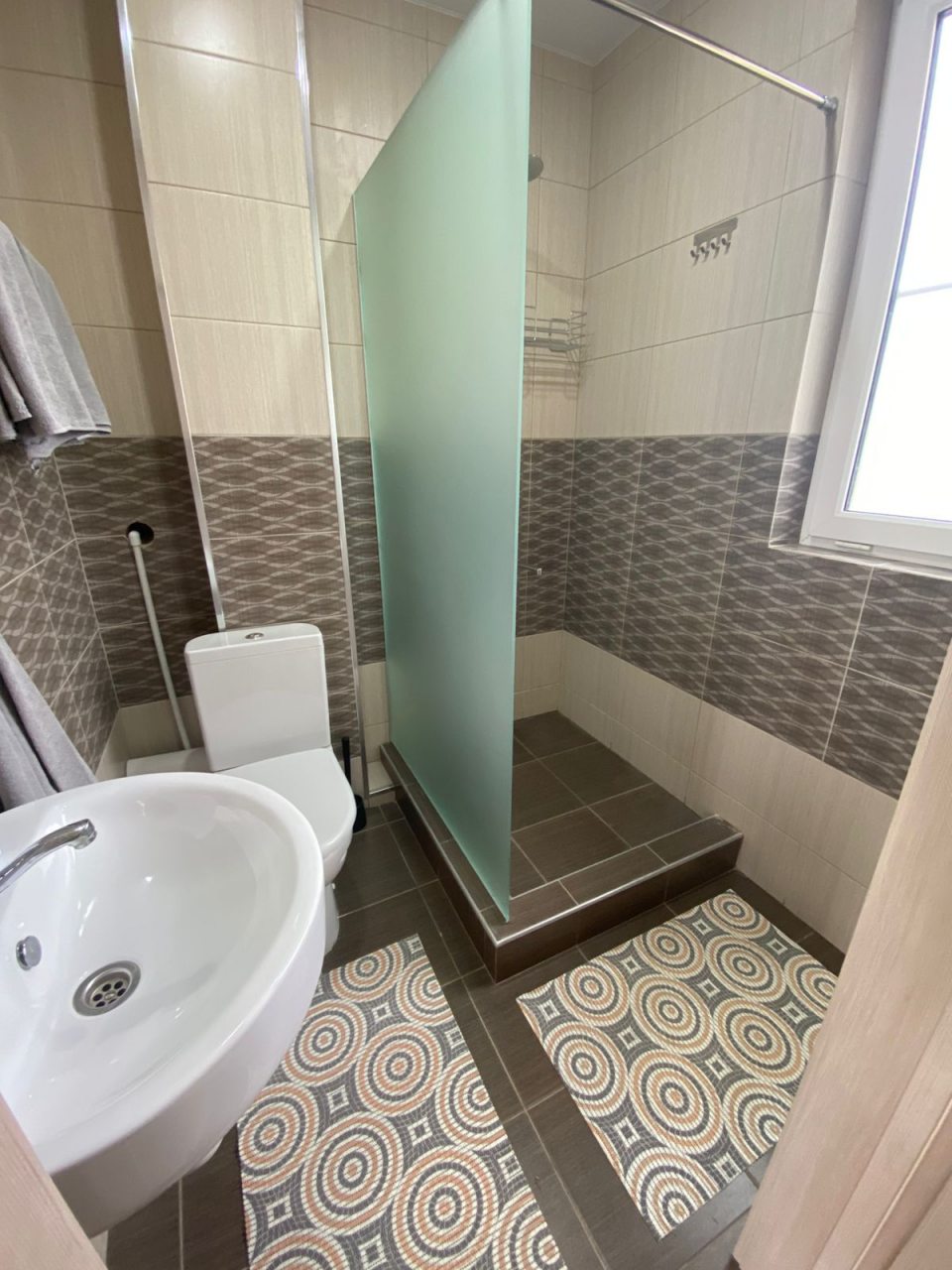 Апартаменты (Апартаменты № 6), Гостиница Сосна