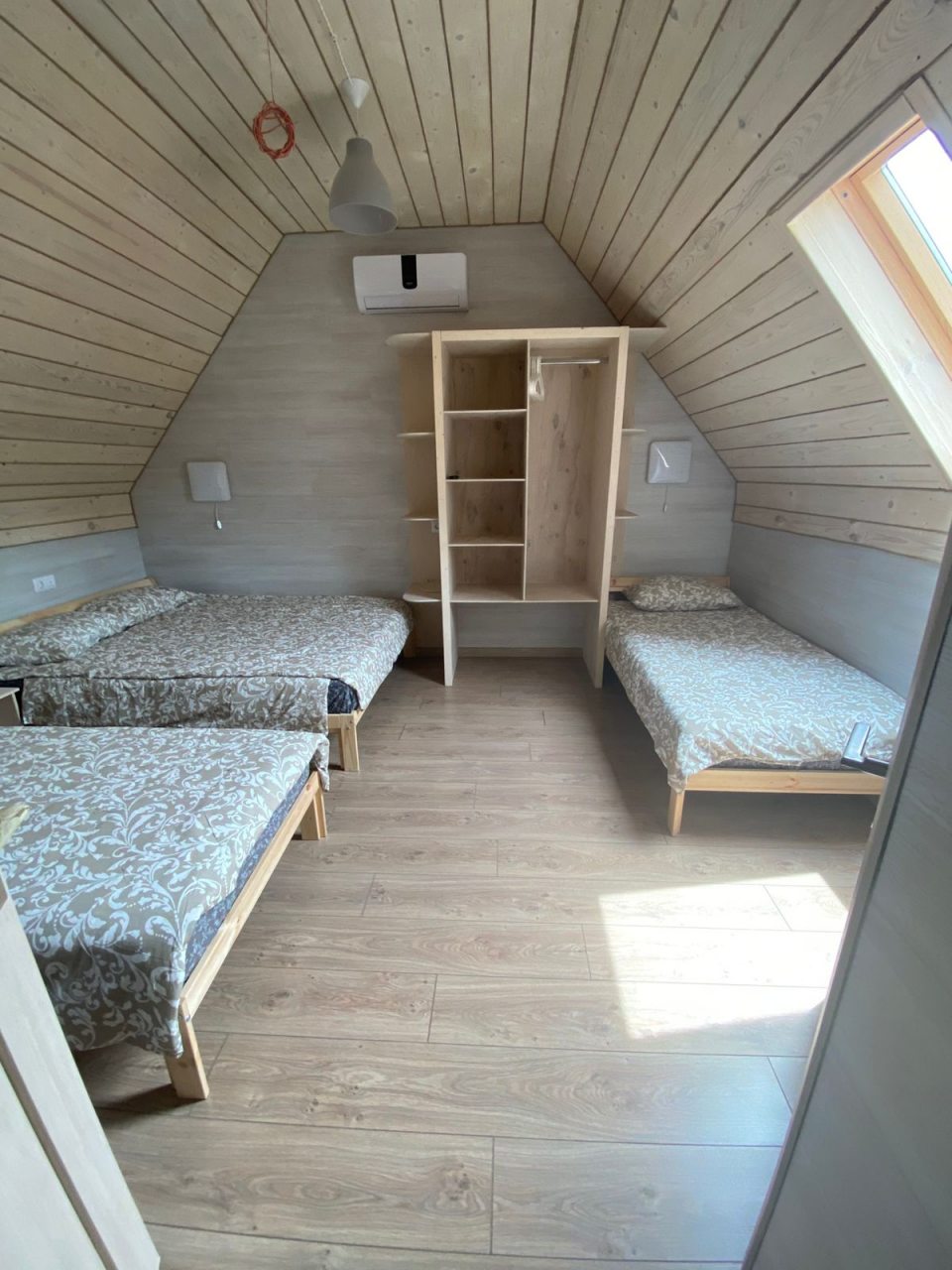 Апартаменты (Апартаменты № 6), Гостиница Сосна