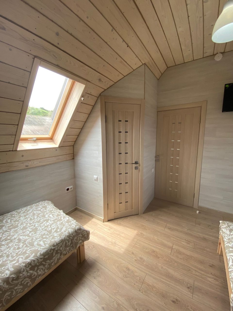 Апартаменты (Апартаменты № 6), Гостиница Сосна