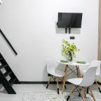 Апартаменты (Студия 1912 на Жуковского №2), Апартаменты 1912 на Жуковского