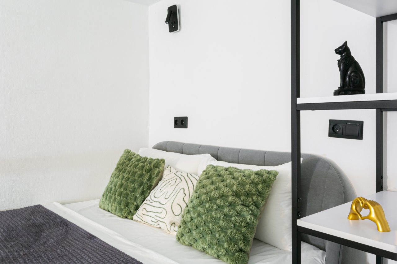 Апартаменты (Студия 1912 на Жуковского №2), Апартаменты 1912 на Жуковского