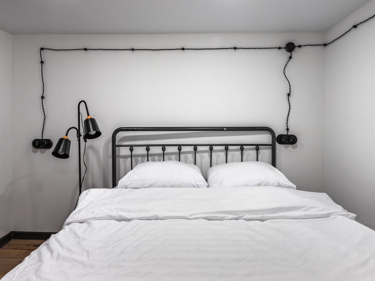 Апартаменты (Студия 1912 на Жуковского №3), Апартаменты 1912 на Жуковского