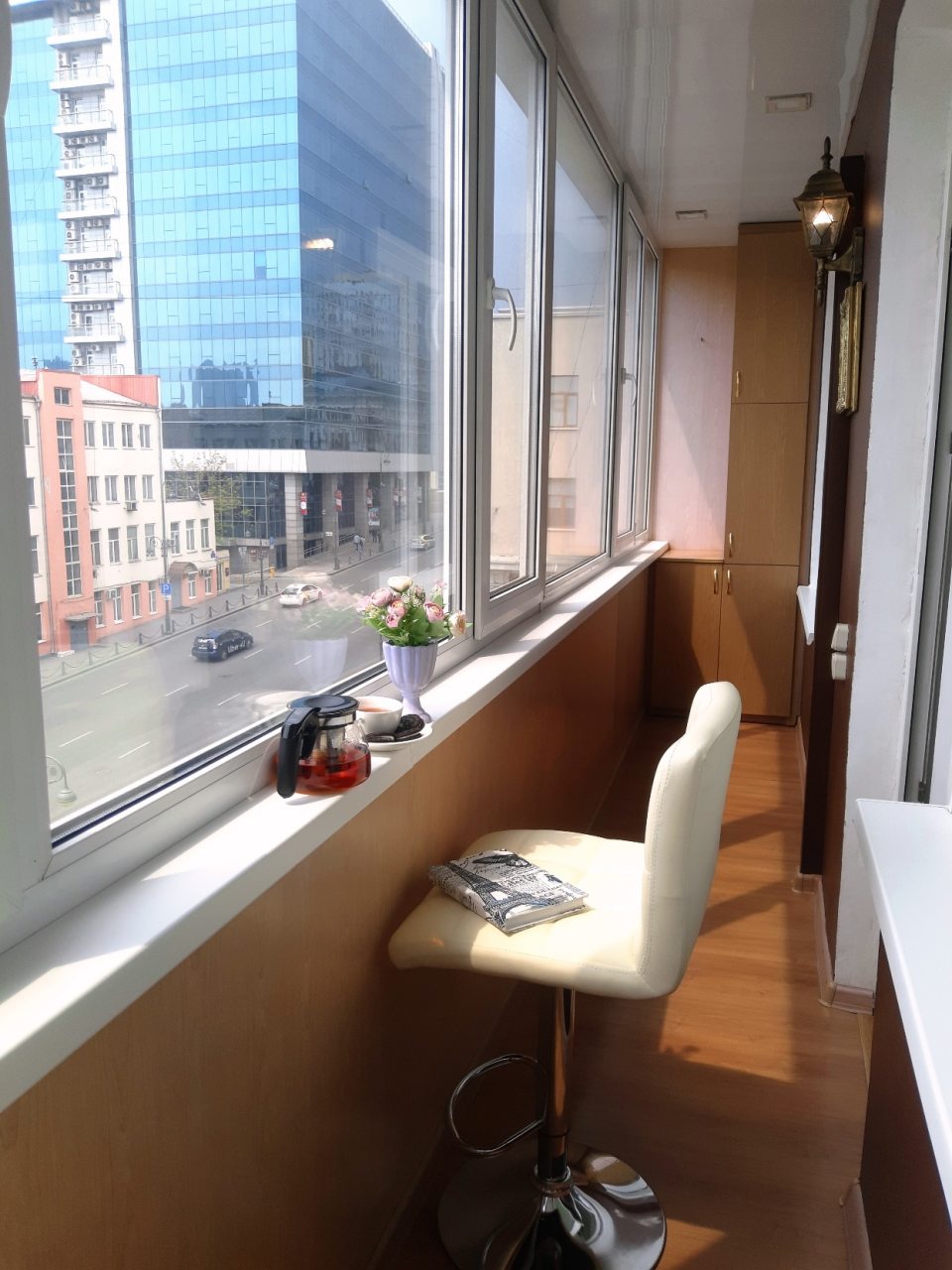 Автостоянка / Парковка, Апартаменты 2-к в Английском стиле в центре города