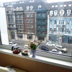 Автостоянка / Парковка, Апартаменты 2-к в Английском стиле в центре города