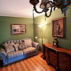 Автостоянка / Парковка, Апартаменты 2-к в Английском стиле в центре города