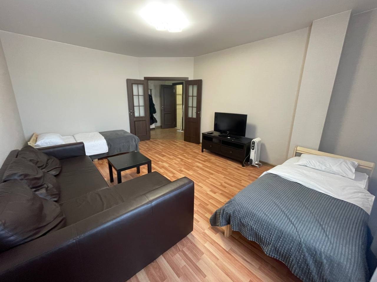 Шестиместный (На Высоцкого), Апартаменты 2х комнатные для 4х человек на Высоцкого