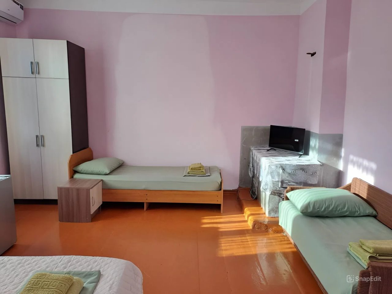 Четырехместный (Номер со всеми удобствами), Гостевой дом Уют