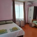Четырехместный (Номер со всеми удобствами), Гостевой дом Уют