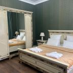 Семейный (Двухкомнатные апартаменты с террасой (75кв.м.)), Апартаменты Элитные на Декабристов 7