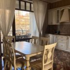 Семейный (Двухкомнатные апартаменты с террасой (75кв.м.)), Апартаменты Элитные на Декабристов 7