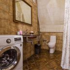 Сьюит (Трёхкомнатные апартаменты с балконом (96кв.м.)), Апартаменты Элитные на Декабристов 7