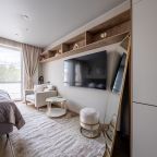 Апартаменты (Семейная студия Флорис на Социалистической), Апартаменты На Марата
