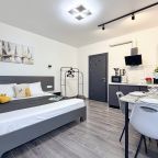 Апартаменты (Четырёхместные "Хай-тек"), Гостевой дом Апарт Июль