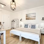 Апартаменты (Колибри двухкомнатные), Гостевой дом Апарт Июль