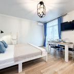 Апартаменты (Колибри двухкомнатные), Гостевой дом Апарт Июль