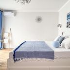 Апартаменты (Море двухкомнатные), Гостевой дом Апарт Июль