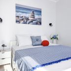 Апартаменты (Пеликан двухкомнатные), Гостевой дом Апарт Июль