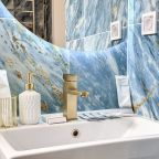 Апартаменты (Пеликан двухкомнатные), Гостевой дом Апарт Июль