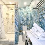 Апартаменты (Пеликан двухкомнатные), Гостевой дом Апарт Июль