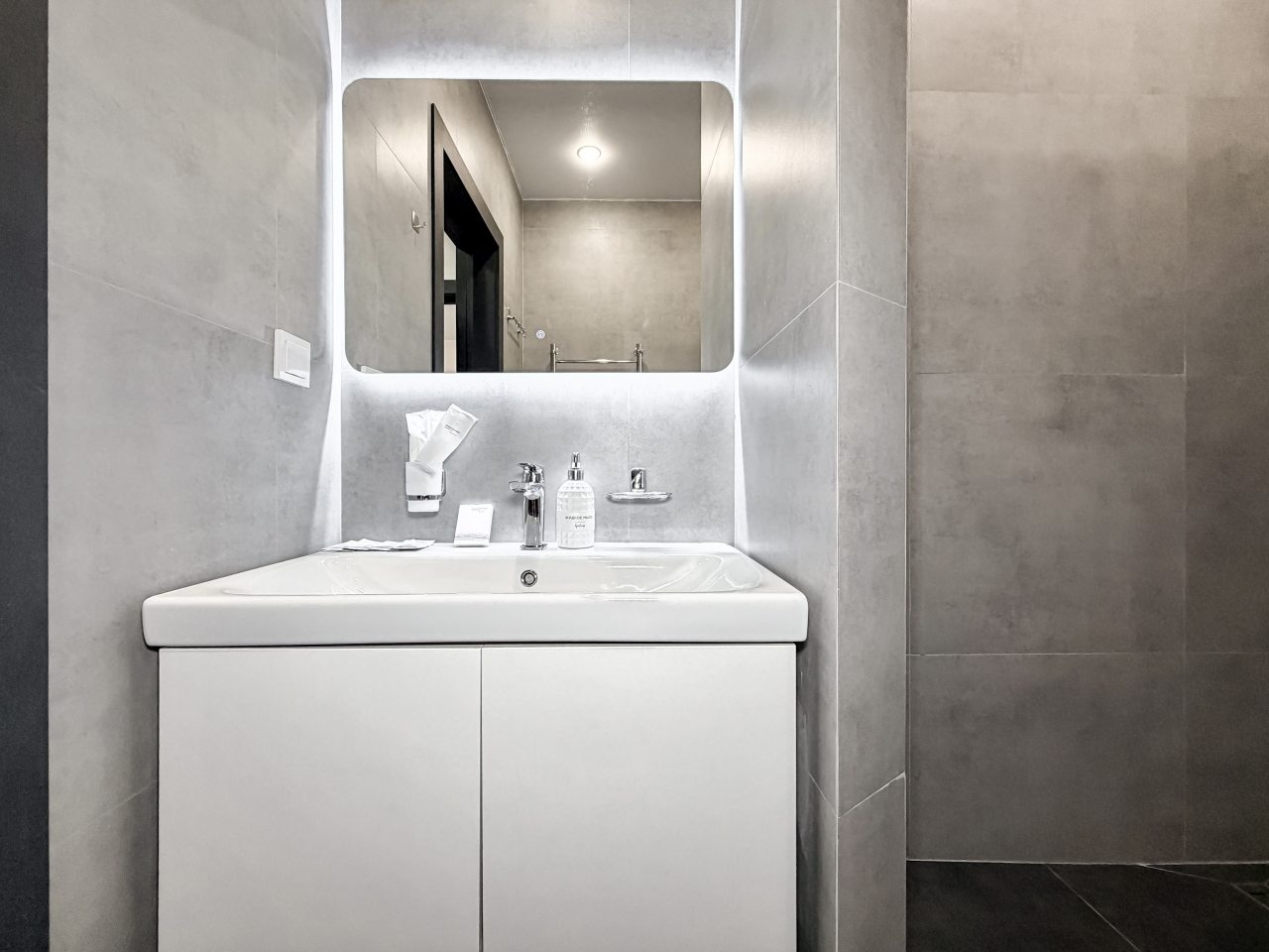 Студио (Паруса трехместные), Гостевой дом Апарт Июль