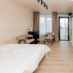 Двухместный (Двухместный), Гостевой дом Времена года