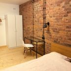 Двухместный (Большой окна во двор), Меблированные комнаты Forever Young Rooms