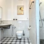 Студио (С балконом и видом на реку), Апартаменты Kenig Holidays в премиум ЖК Рыбная Деревня