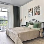 Студио (С балконом и видом на реку), Апартаменты Kenig Holidays в премиум ЖК Рыбная Деревня