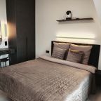 Квартира (С балконом и видом на реку 2к), Апартаменты Kenig Holidays в премиум ЖК Рыбная Деревня