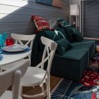 Дом (Бриз), База отдыха EOS