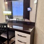 Люкс (Двухкомнатный люкс с кухней), Отель Вятские улочки Алые паруса