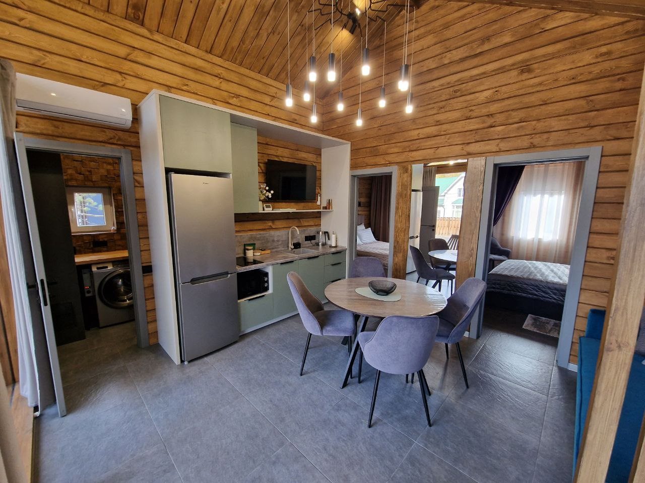 Дом (Gedeon House 50), Гостевой дом Gedeon House