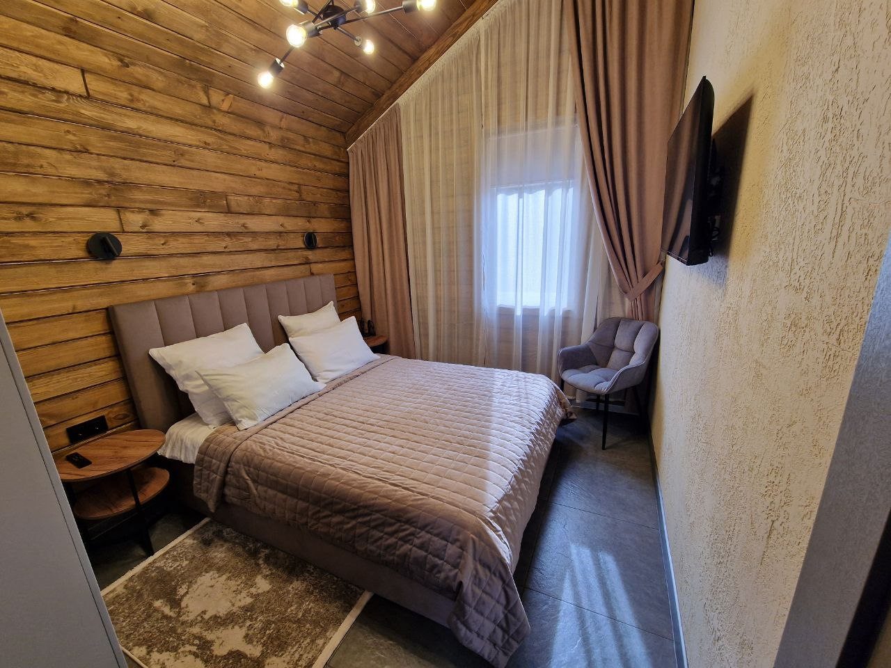 Дом (Gedeon House 50), Гостевой дом Gedeon House