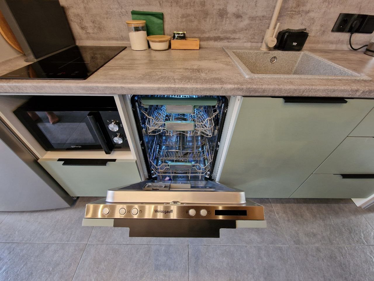 Дом (Gedeon House 50), Гостевой дом Gedeon House