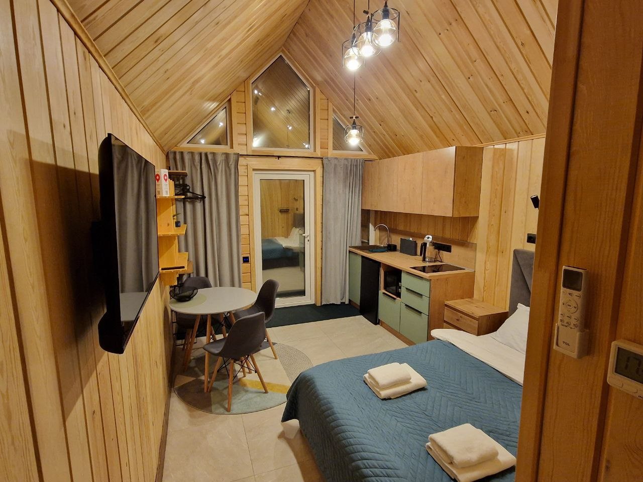 Дом (Gedeon House 20), Гостевой дом Gedeon House