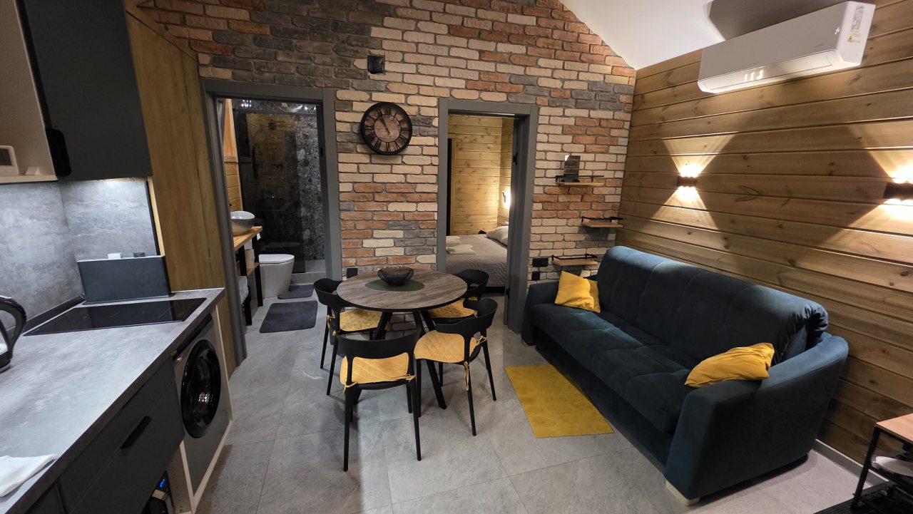 Дом (Gedeon House 30), Гостевой дом Gedeon House