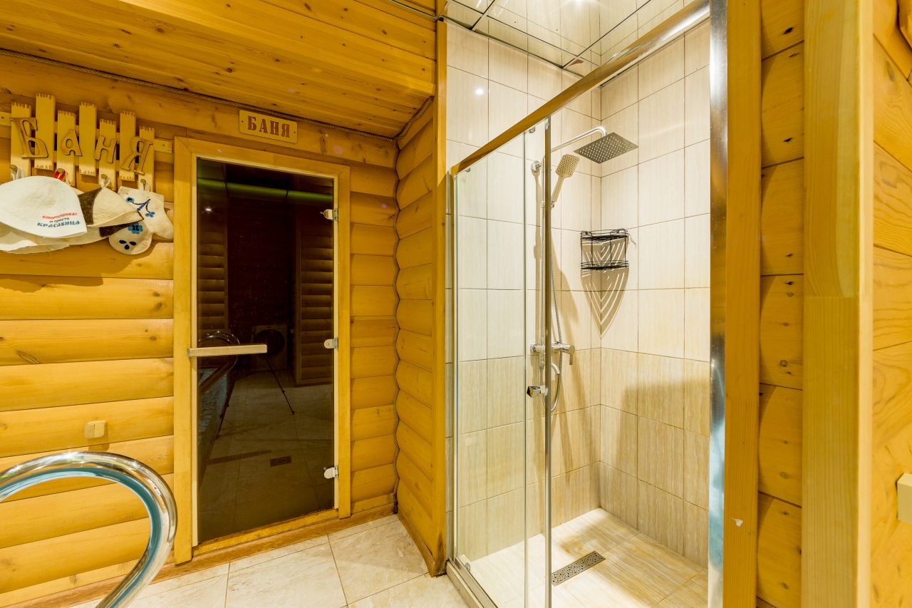 Коттедж (Банный с бассейном), Коттедж Банный