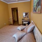 Полулюкс, Гостиница Гостевой дом Инта