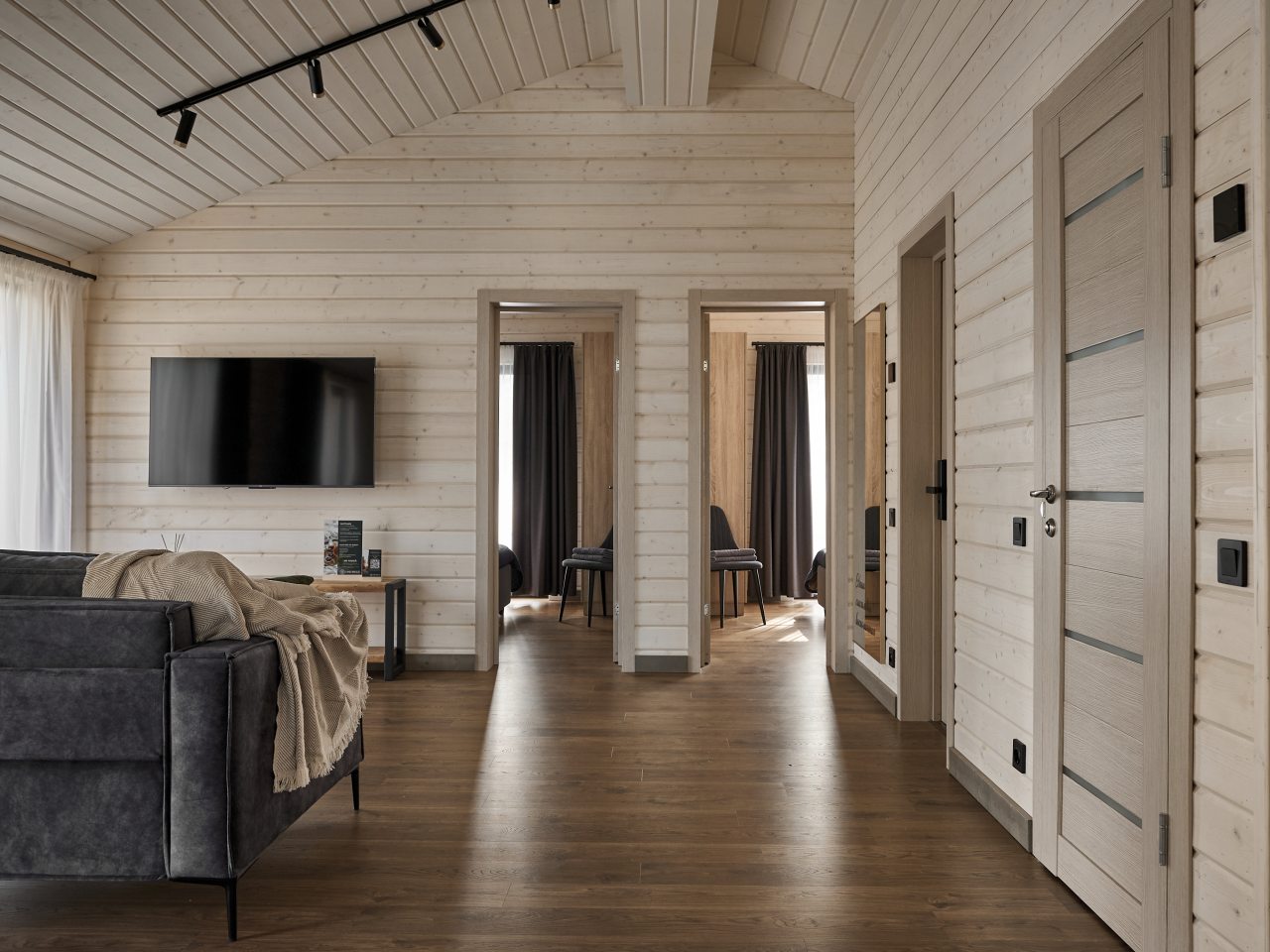 Дом (Дом с Гриль-домом №4), База отдыха LAND BREEZE