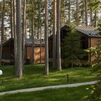 Своя ухоженная территория, База отдыха LAND BREEZE