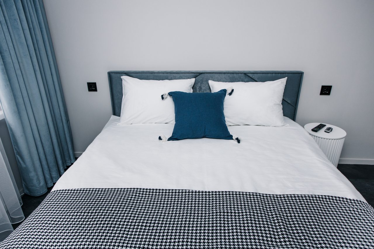 Апартаменты (Sky dream), Апартаменты Посутки на Орудийной 32В