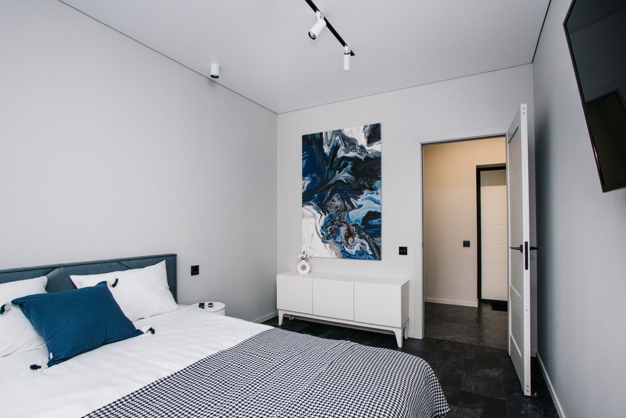 Апартаменты (Sky dream), Апартаменты Посутки на Орудийной 32В