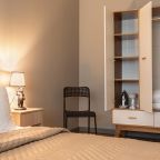 Апартаменты (Kommunal'naya apartments), Апартаменты Посутки на Коммунальной