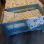 Кроватка для детей до 1 года с матрацем, подушкой и пелёнкой, Апартаменты у Южного вокзала